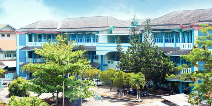perguruan tinggi di Cilacap